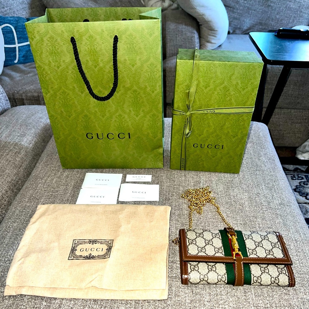 Jackie 1961 chain wallet by Gucci